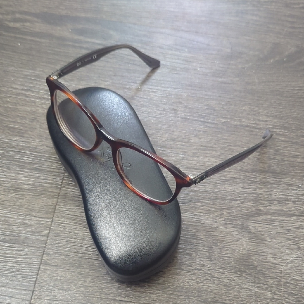 Ray-Ban Tortoise Shell Glasses